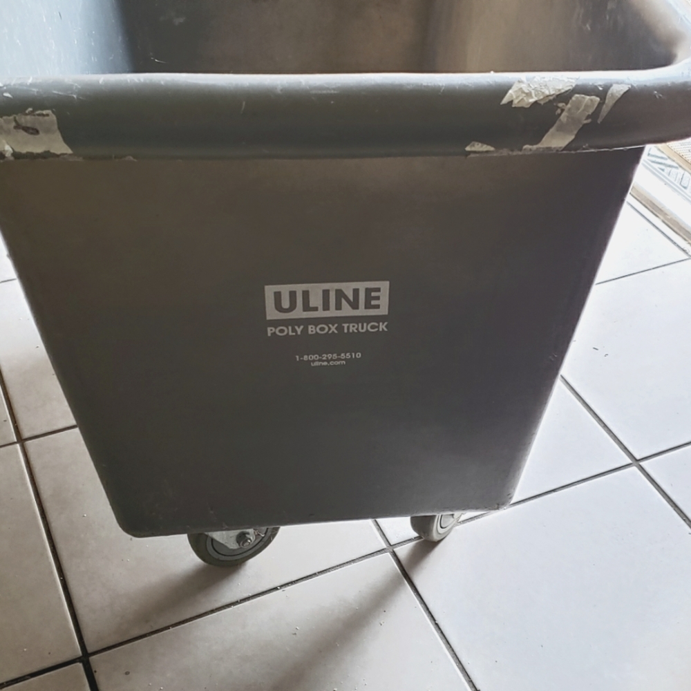 Uline Poly Box Truck 6BU